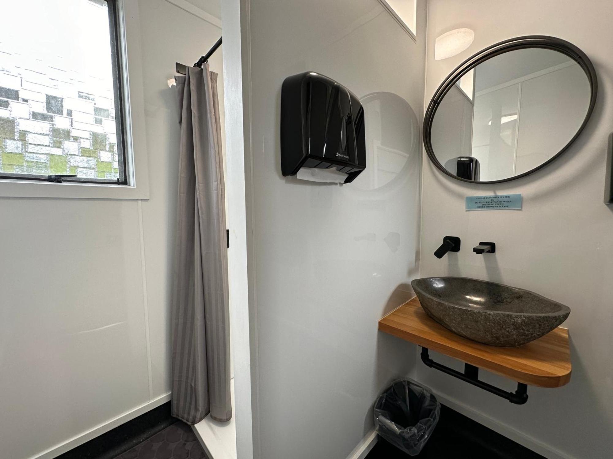 Kiwi Cabins Tapu 外观 照片