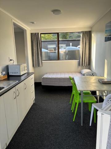 Kiwi Cabins Tapu 外观 照片